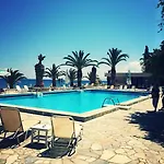 Long & 4* Longos (Achaea)