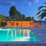 Long & Hotel Longos (Achaea)