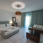 Hotel Long & 4*
