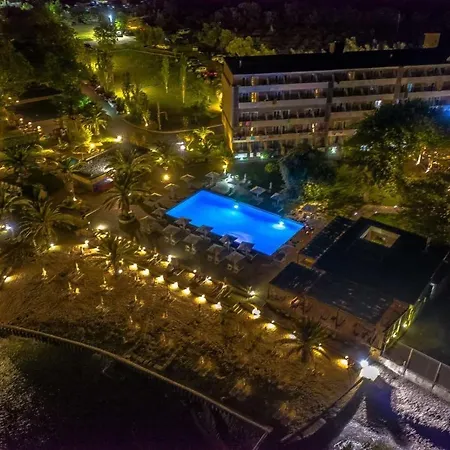 Long & Hotel 4*