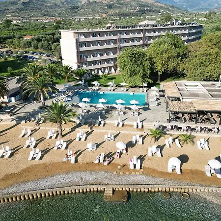 Otel Long & Longos (Achaea)