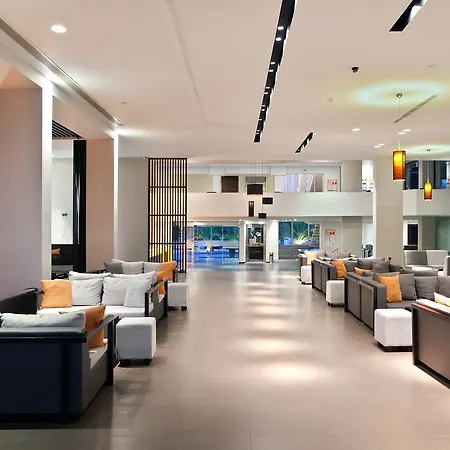 Hotel Long & Longos (Achaea)