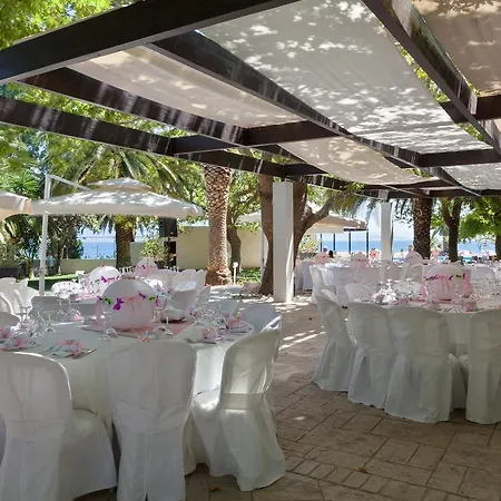 Long Hotel&resort Longos (Achaea)